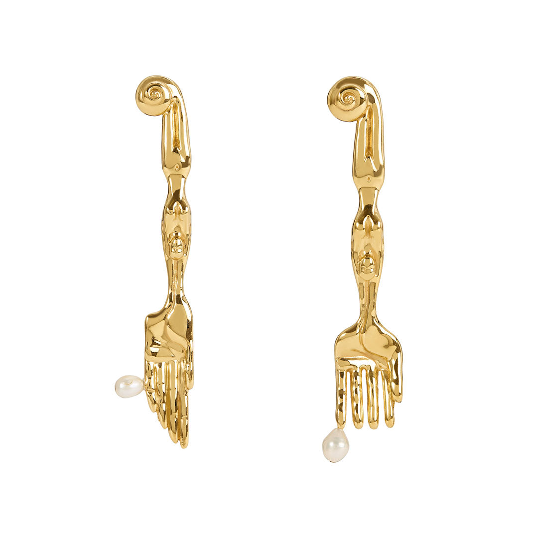 Paola Vilas earring in sterling silver with 18k gold plating in surrealist fork and knife design with natural pearls