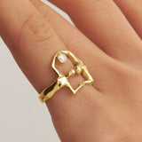 Sol Diamond Ring in 18k Gold