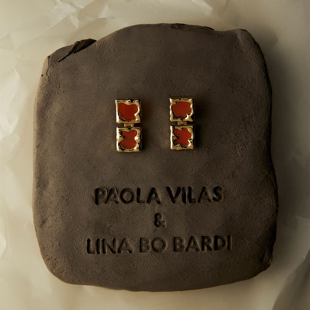 PAOLA-VILAS-EARRINGS-JEWELRY-GOLD-PLATED-18K-FEMALE-BODIES