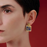 PAOLA-VILAS-JEWELRY-GOLD-WOMEN-CHAIR-BODIES-SCULPTURE