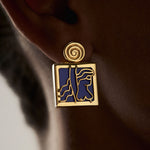 PAOLA-VILAS-JEWELRY-GOLD-WOMEN-CHAIR-BODIES-SCULPTURE