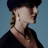 PAOLA-VILAS-PENDANT-NECKLACE-JEWELRY-GOLD-18K-SILK-BODIES
