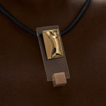PAOLA-VILAS-PENDANT-NECKLACE-JEWELRY-GOLD-18K-SILK-BODIES