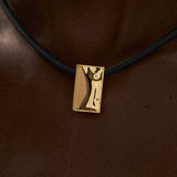 PAOLA-VILAS-PENDANT-NECKLACE-JEWELRY-GOLD-18K-SILK-BODIES