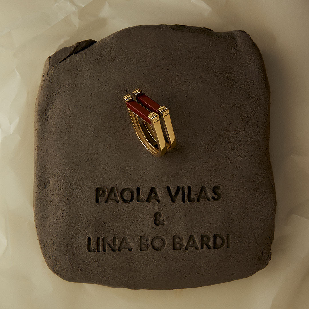 PAOLA-VILAS-RING-GOLD-18K-SCUPTURE-JEWELRY-WOMEN-BODIES-FEMILE