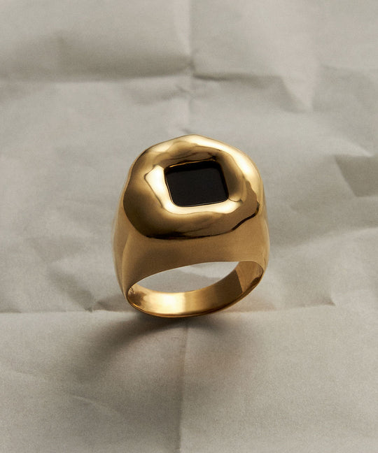 Nami Black Agate Ring