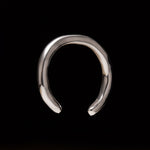 Finger bracelet in sterling silver with engraved fingerprint