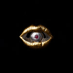 Mouth and eye ring in 925 silver with 18k gold plating and ruby